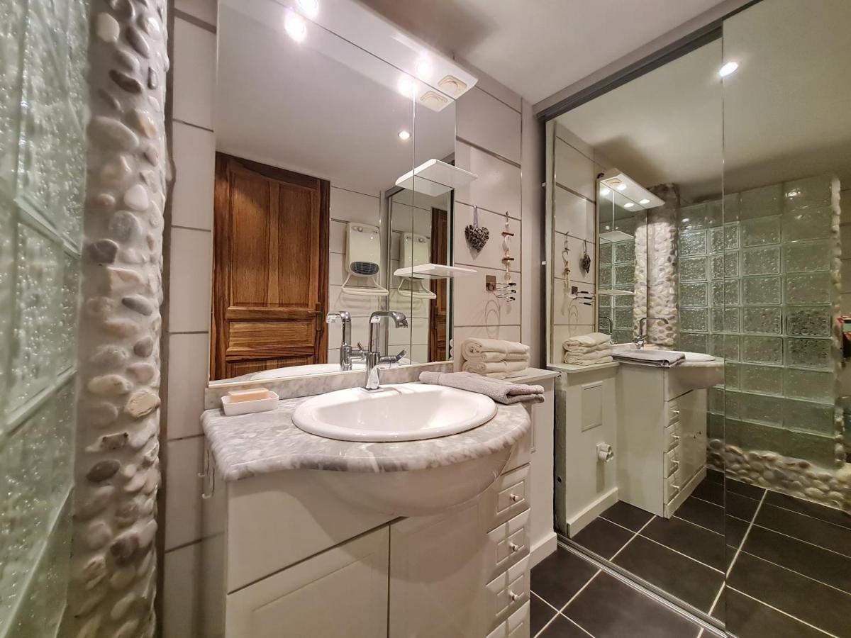 Bel Appartement Renove, Avec Terrasse Et Piscine Ла Круа-Вальме Экстерьер фото