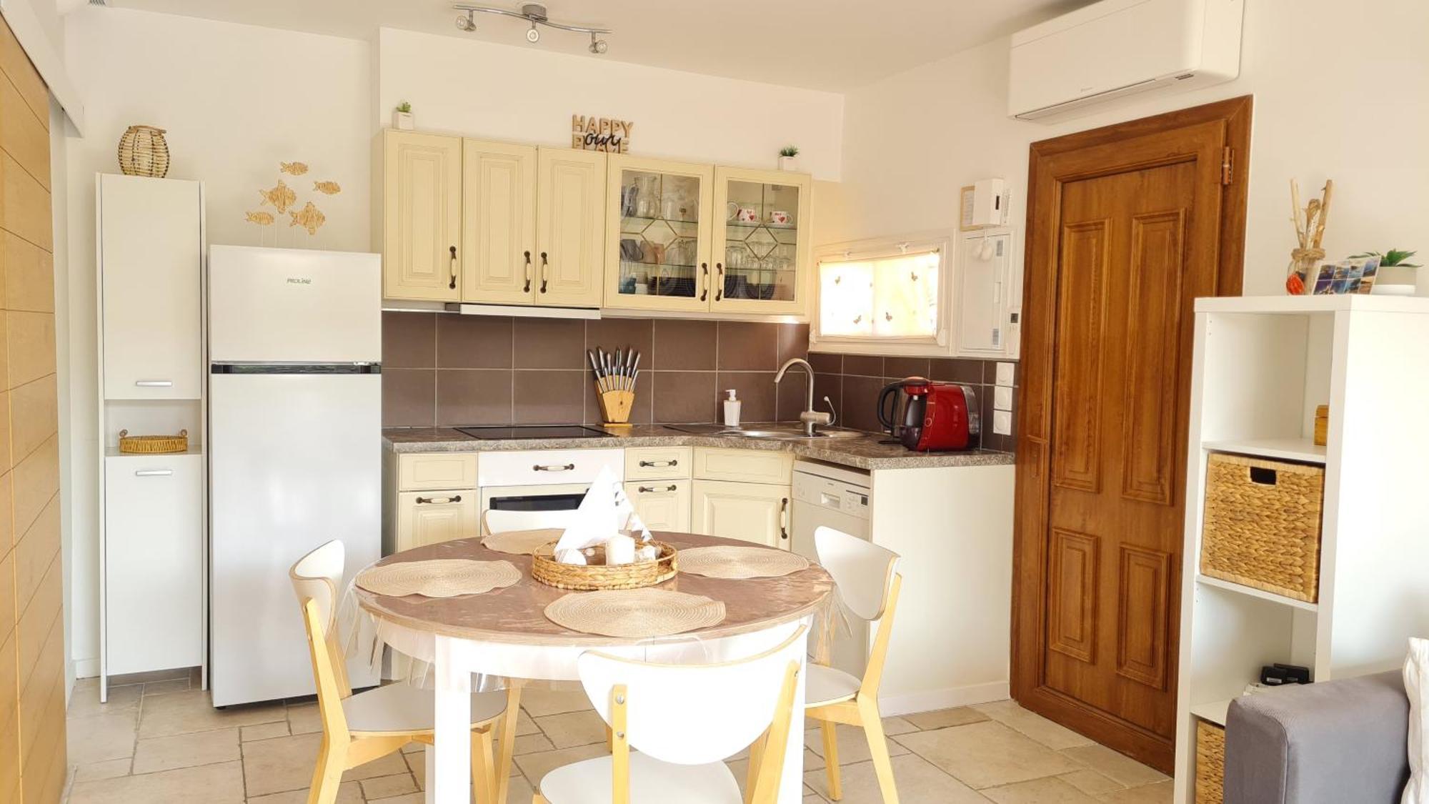 Bel Appartement Renove, Avec Terrasse Et Piscine Ла Круа-Вальме Экстерьер фото