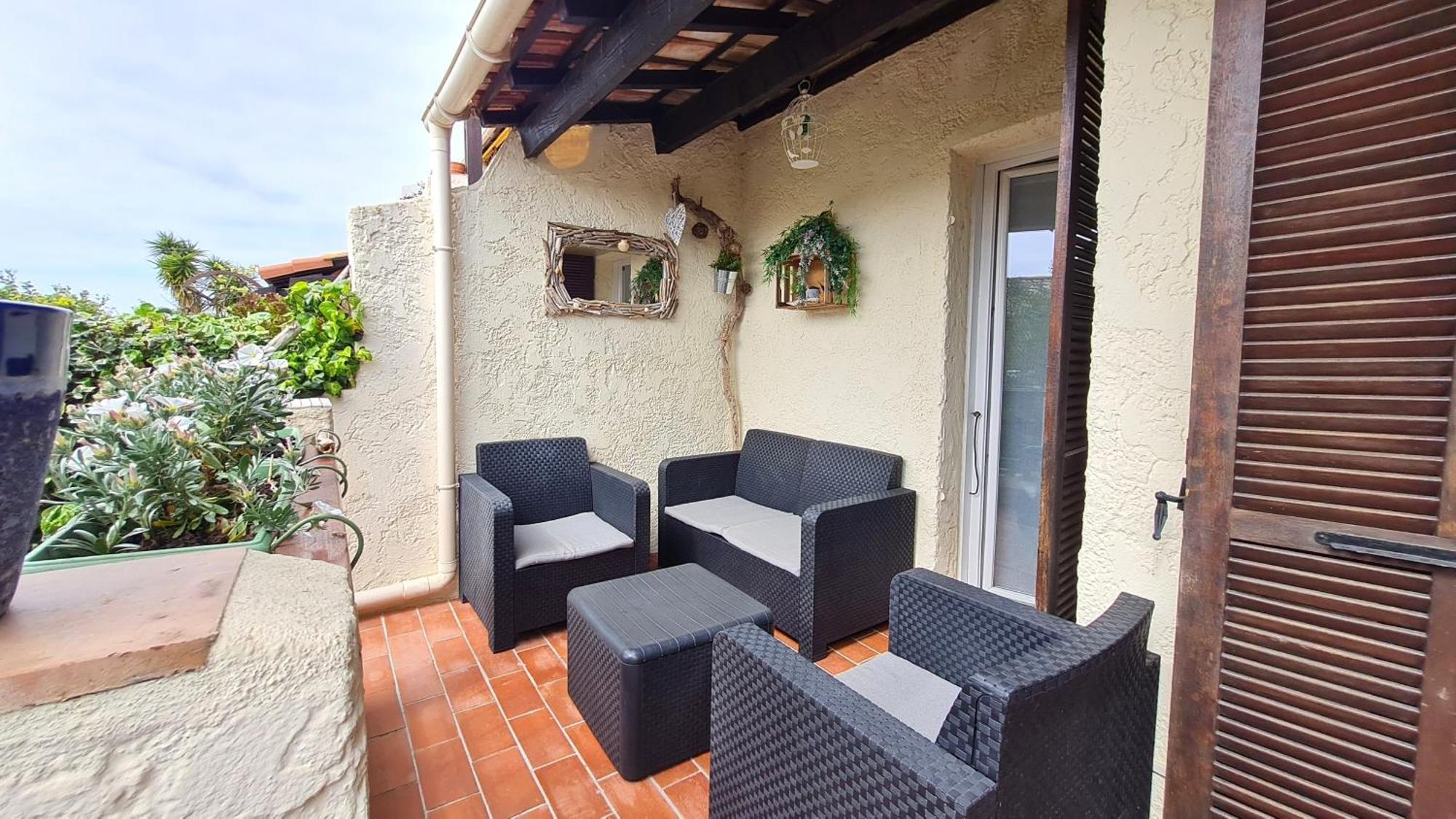 Bel Appartement Renove, Avec Terrasse Et Piscine Ла Круа-Вальме Экстерьер фото